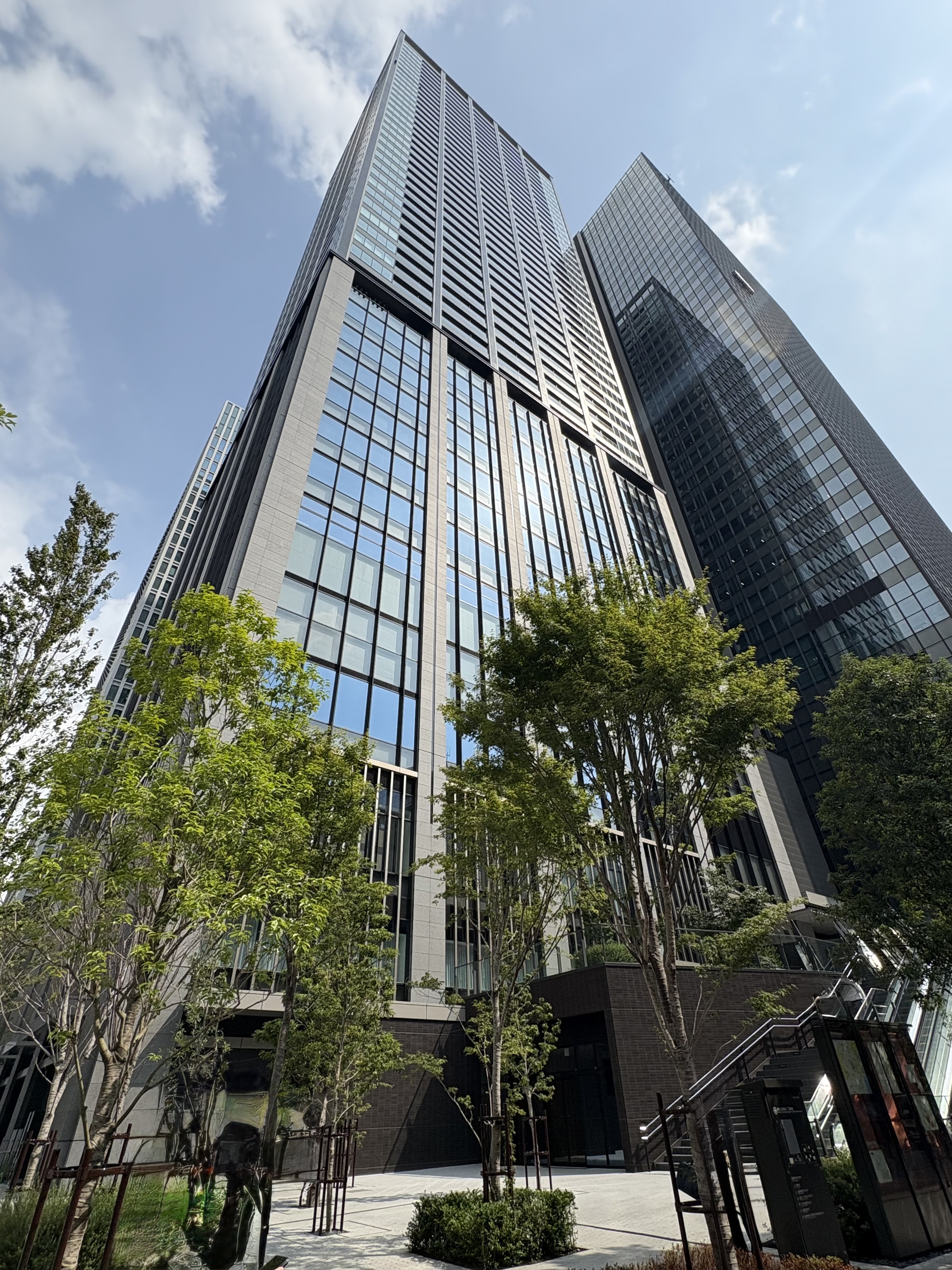 WORLD TOWER RESIDENCE
