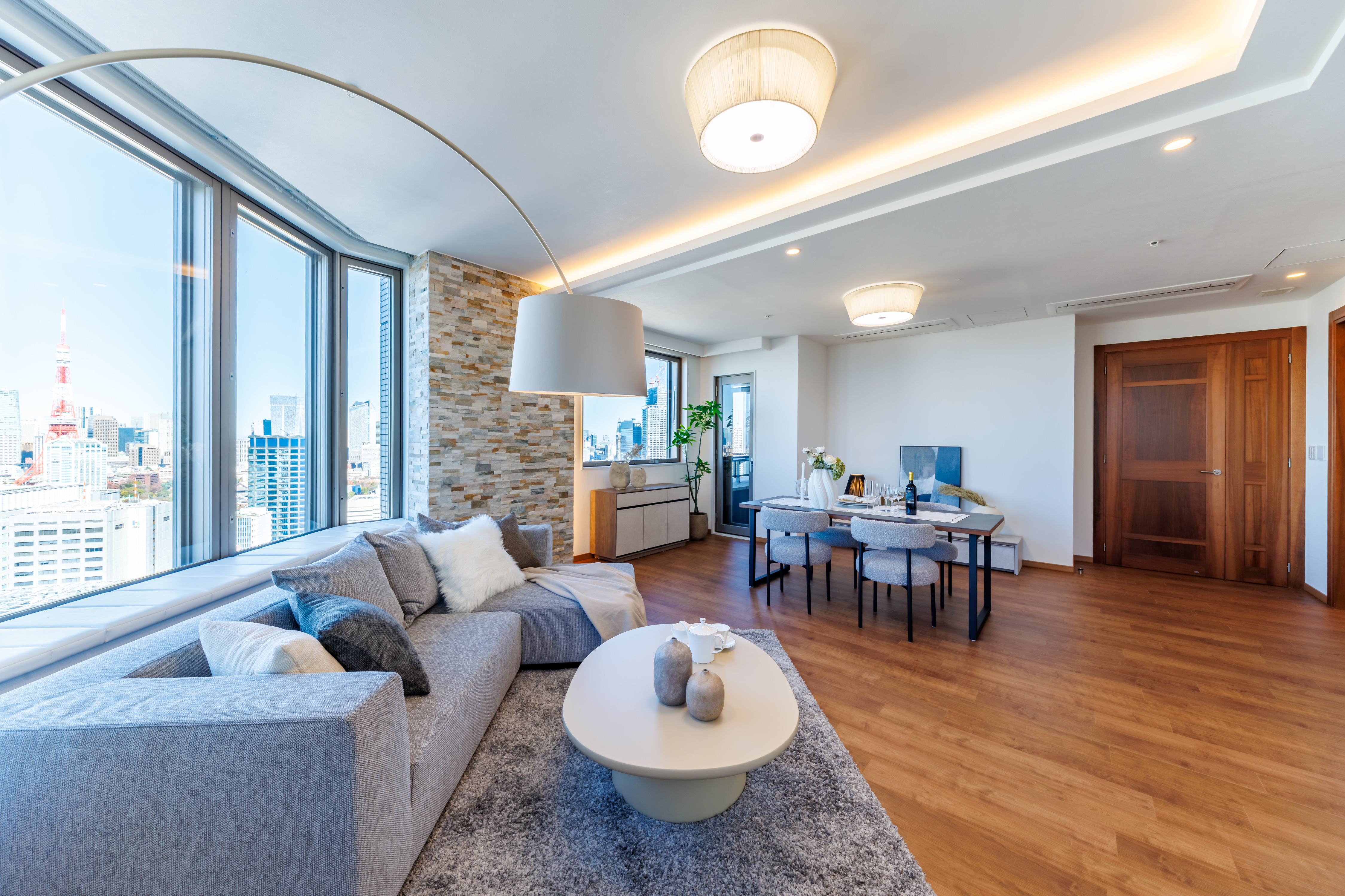 カテリーナ三田タワースイート